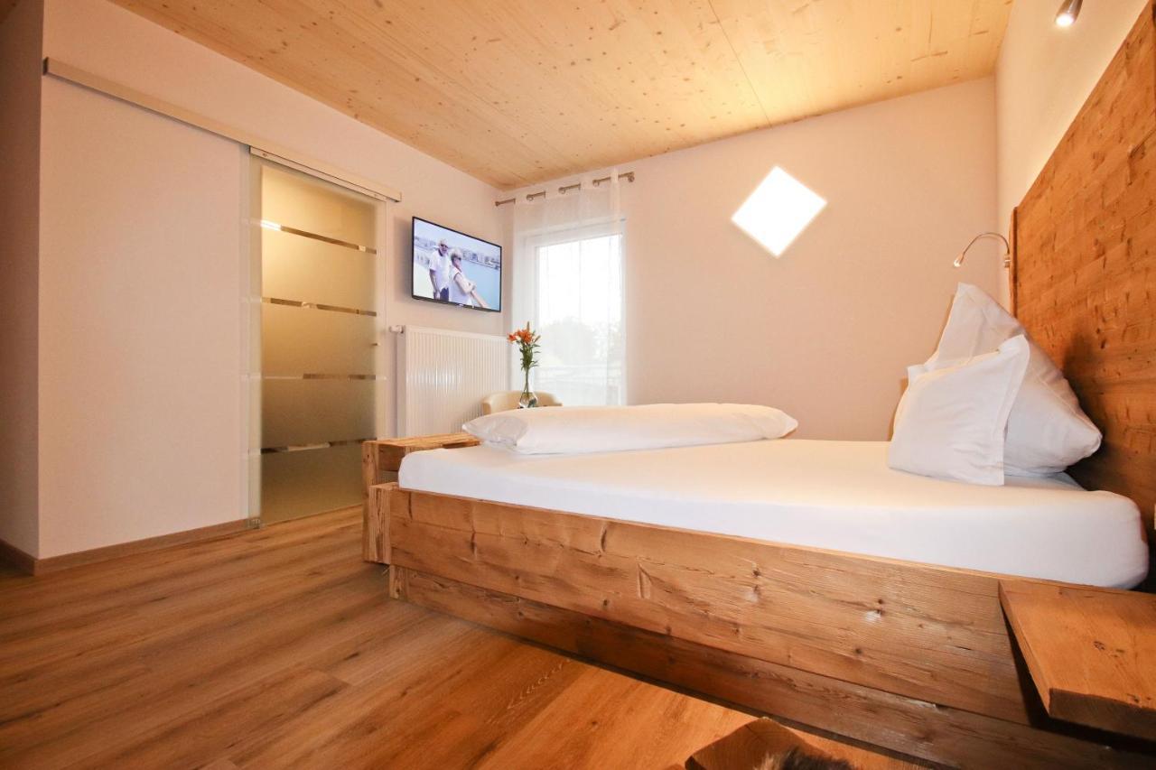 Hotel-Restaurant Gasthaus Bonimeier Niedergottsau Kültér fotó