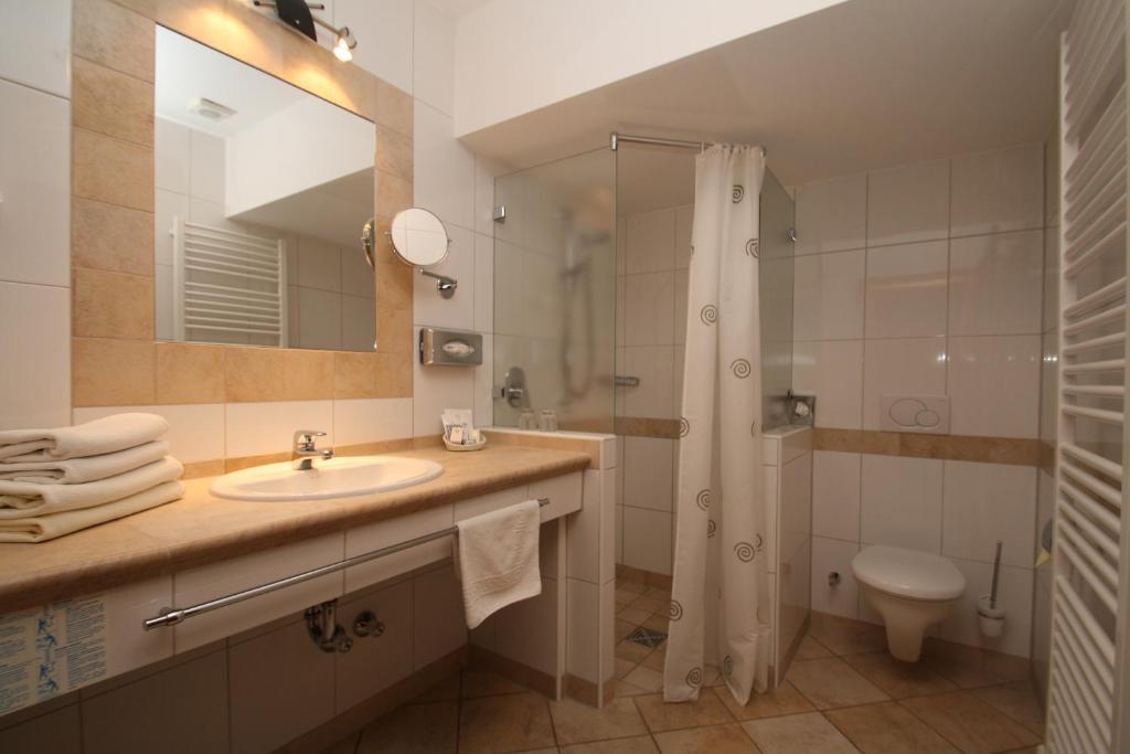 Hotel-Restaurant Gasthaus Bonimeier Niedergottsau Szoba fotó